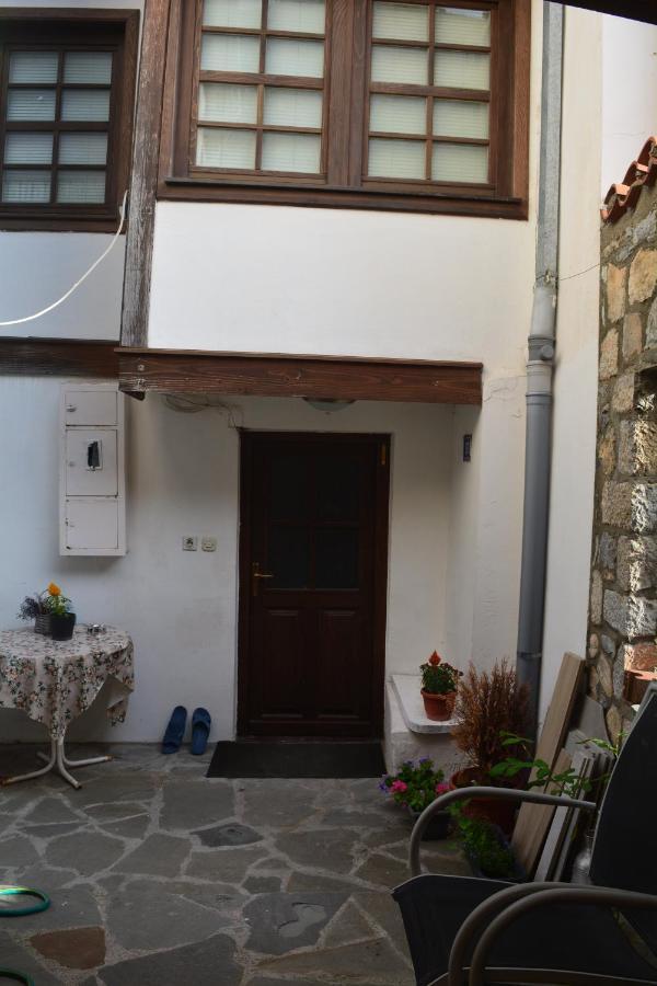 Patche Residence - A Wine Cellar Hideaway In The Historic Home Of Revolutionary Metodi Patche Охрид Екстер'єр фото